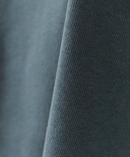 Calvin Klein（カルバン・クライン）の「Calvin Klein/カルバンクライン エンブロイダリーロゴリラックス Tシャツ SS RLXD 300 GSM HIGH PILE TEE 刺繍 ブランドロゴ クルーネック 半袖 メンズ レディース 2026年 夏 夏服 秋 秋服（Tシャツ/カットソー・メンズ・アッシュグレー/グリーン系その他・S/M/L/XL）」の22枚目の写真