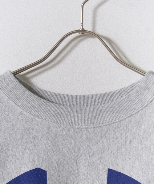 Champion(チャンピオン)の「Champion/チャンピオン REVERSE WEAVE(R) CREW NECK SWEATSHIRT リバースウィーブ クルーネック スウェットシャツ カレッジ ロゴ フロント プリント 2026年秋冬 秋服 冬服(スウェット・メンズ・ブラック/ブラウン/シルバーグレー・M/L)」の10枚目の写真