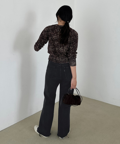 SLOBE IENA（スローブイエナ）の「《シリーズあり》LE DENIM LEAN BOOTY LEGデニム（デニムパンツ・レディース・スカイブルー/ブラック・36/38）」の4枚目の写真