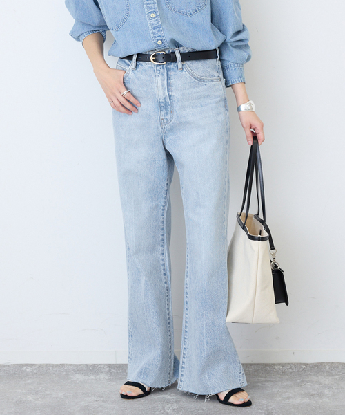 SLOBE IENA（スローブイエナ）の「《シリーズあり》LE DENIM LEAN BOOTY LEGデニム（デニムパンツ・レディース・スカイブルー/ブラック・36/38）」の17枚目の写真