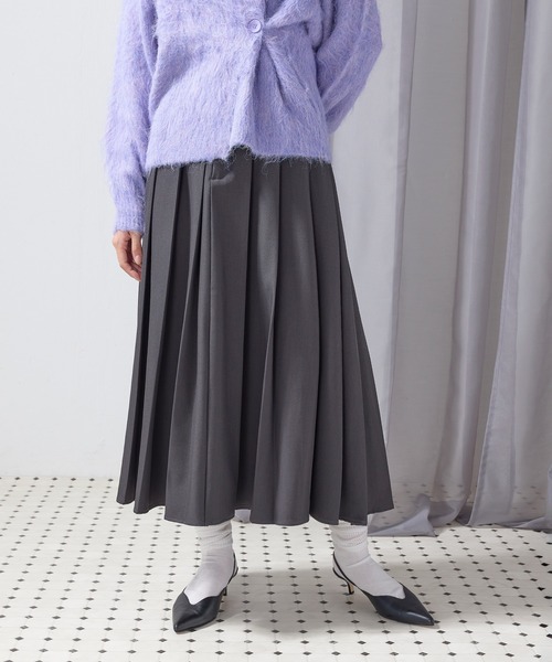 en CAnAF(エンカナフ)の「【秋冬の着回し万能アイテム】ツイルミディ丈プリーツスカート(スカート・レディース・グレイッシュベージュ/チャコールグレー/ブラウン/ブラック・フリー)」の7枚目の写真