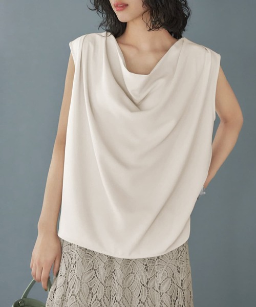 STYLE DELI(スタイルデリ)の「ジョーゼットドレープノースリブラウス(シャツ/ブラウス・レディース・ブラック/セージグリーン/ホワイト系その他・MEDIUM)」の1枚目の写真