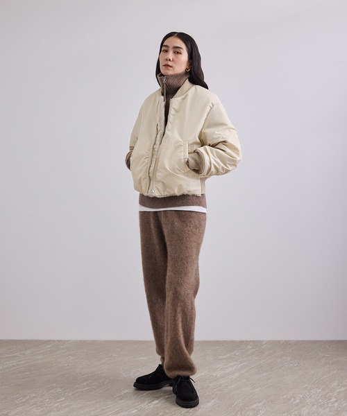SALON adam et rope'(サロン アダム エ ロペ)の「リバーシブルMA-1(MA-1・レディース・オリーブ/キナリ・FREE)」の5枚目の写真