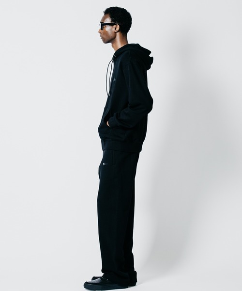 CRIMIE(クライミー)の「FLAG LOGO ZIP UP SWEAT HOODIE(パーカー・メンズ・ブラック/オートミール・XXL/XL/L/M/S)」の11枚目の写真