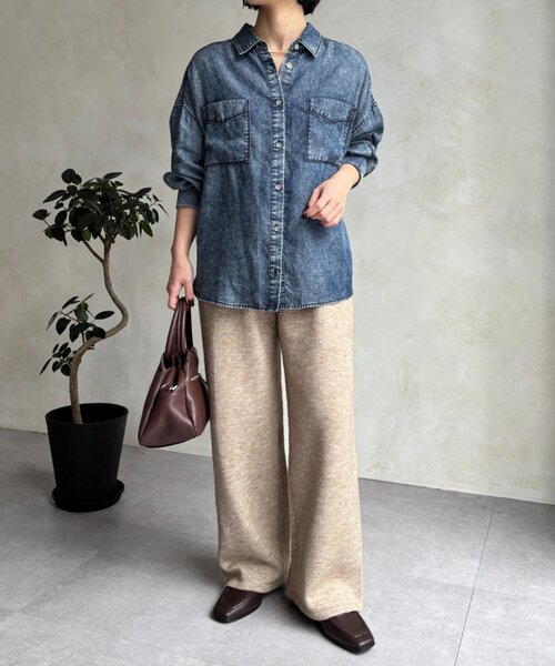Jena espace merveilleux(ジェナ エスパスメルヴェイユ)の「袖リブテンセルデニムシャツ 秋服(シャツ/ブラウス・レディース・ブルー/ブルー系その他・FREE)」の8枚目の写真