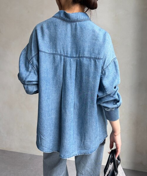 Jena espace merveilleux(ジェナ エスパスメルヴェイユ)の「袖リブテンセルデニムシャツ 秋服(シャツ/ブラウス・レディース・ブルー/ブルー系その他・FREE)」の20枚目の写真