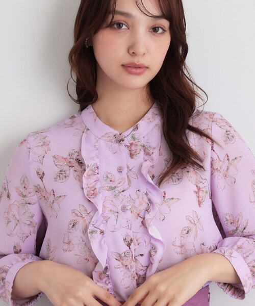 Sunauna(スーナウーナ)の「【手洗い可/日本製】花柄フリルブラウス(シャツ/ブラウス・レディース・ネイビー系/ベージュ系その他4/パープル系1・40/38)」の10枚目の写真