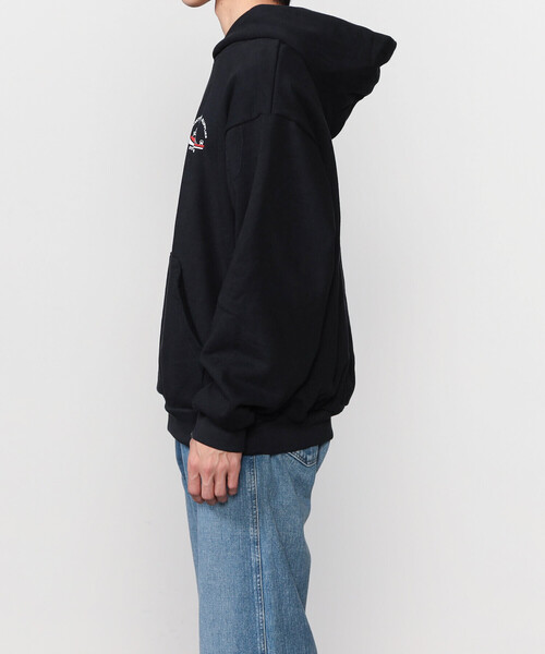Bshop（ビショップ）の「Atlantic Coastal Supplies | 長袖 フーディー Fishing Boat MEN（パーカー・メンズ・ネイビー・M/L）」の11枚目の写真