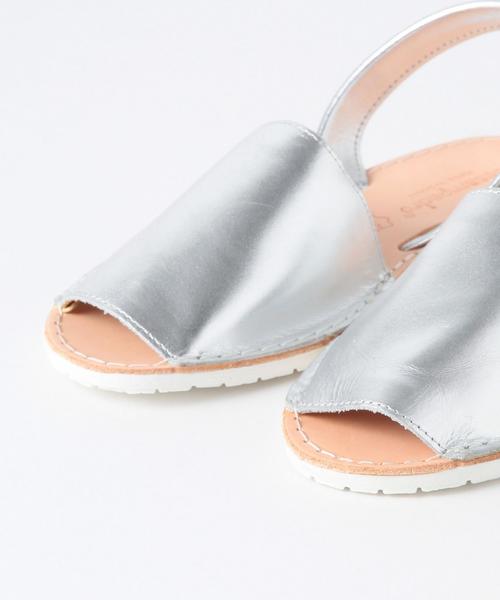 Another Edition（アナザーエディション）の「desampedroフラットシルバーサンダル/desampedro FLT SV SNDL（サンダル・レディース・シルバー・36/37/38）」の7枚目の写真