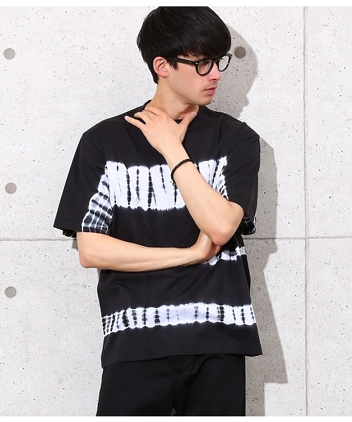 ADAM ET ROPE'(アダムエロペ)の「ボーダー柄染めTシャツ(Tシャツ/カットソー・メンズ・ブラック/ベージュ・M/L)」の2枚目の写真