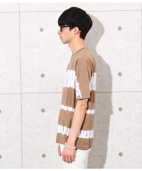 ADAM ET ROPE'(アダムエロペ)の「ボーダー柄染めTシャツ(Tシャツ/カットソー・メンズ・ブラック/ベージュ・M/L)」の5枚目の写真