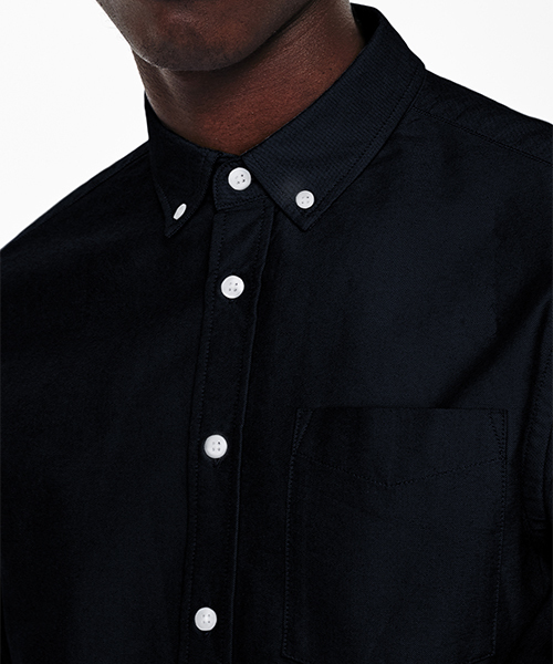 Saturdays NYC（サタデーズ ニューヨークシティ ）の「Crosby Oxford Button Down Shirt（シャツ/ブラウス・メンズ・ネイビー/ホワイト・L/X-SMALL/M/S/X-LARGE）」の6枚目の写真