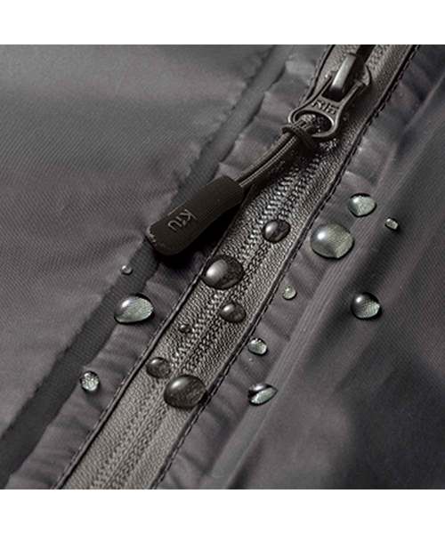 KiU（キウ）の「4WAYストレッチマルチファンクショナルレイン