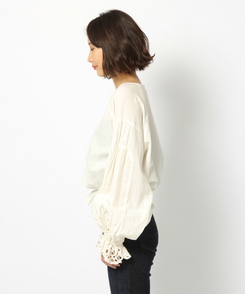 laboratory work（ラボラトリーワーク）の「カットワーク刺繍ブラウス（シャツ/ブラウス・レディース・ホワイト/ブラック/ラベンダー・MEDIUM）」の4枚目の写真
