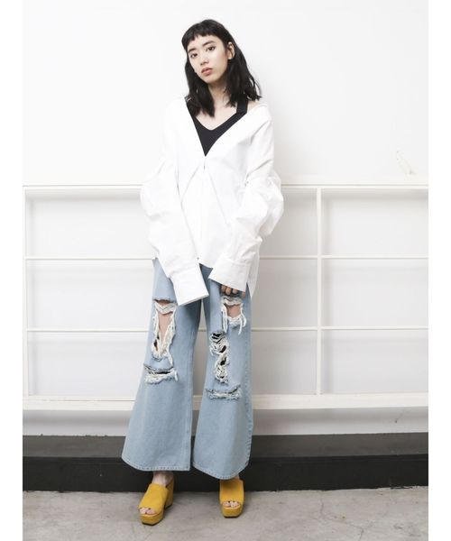 EMODA(エモダ)の「ハードクラッシュジャストウエストバギーデニム(デニムパンツ・レディース・インディゴブルー/ライトブルー・MEDIUM/SMALL/X-SMALL)」の6枚目の写真