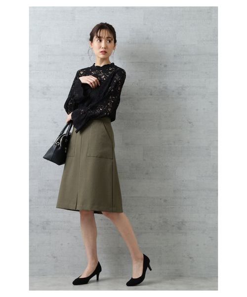 NATURAL BEAUTY BASIC(ナチュラルビューティーベーシック)の「ハイネックレーストップス(Tシャツ/カットソー・レディース・ブラック/オフホワイト/グリーン・MEDIUM)」の8枚目の写真