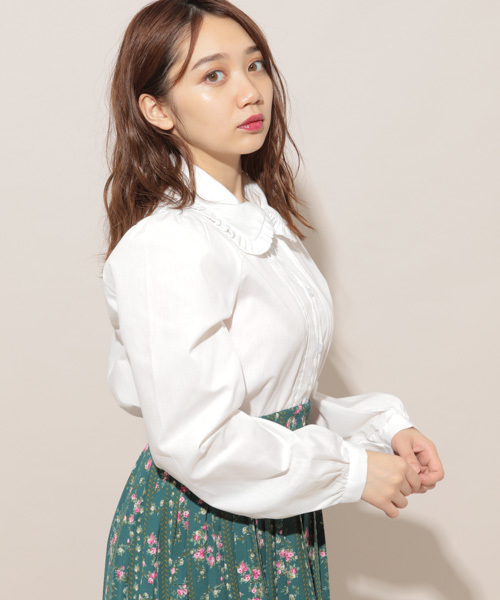 apres jour（アプレジュール）の「ベーシックフリルブラウス【ZOZOTOWN限定アイテム】（シャツ/ブラウス・レディース・ブラック/オフホワイト・フリー）」の5枚目の写真