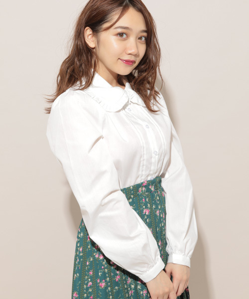 apres jour（アプレジュール）の「ベーシックフリルブラウス【ZOZOTOWN限定アイテム】（シャツ/ブラウス・レディース・ブラック/オフホワイト・フリー）」の8枚目の写真