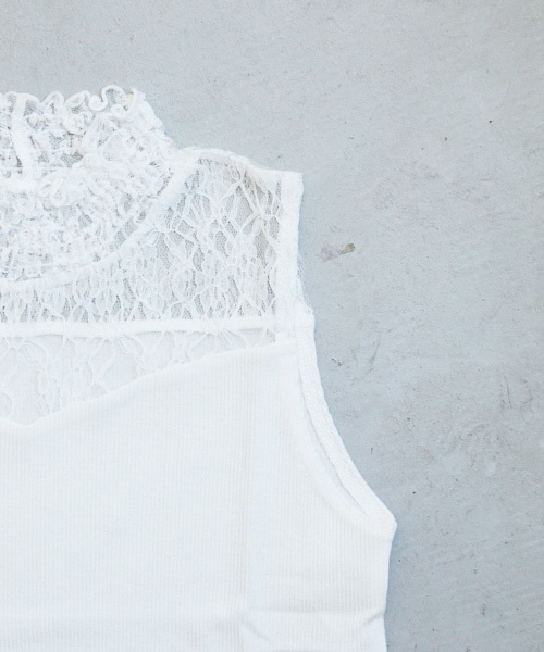 PairPair(ペアペア)の「フリルネックレース切り替えリブタンク(タンクトップ・レディース・ブラック/オフホワイト・FREE)」の20枚目の写真