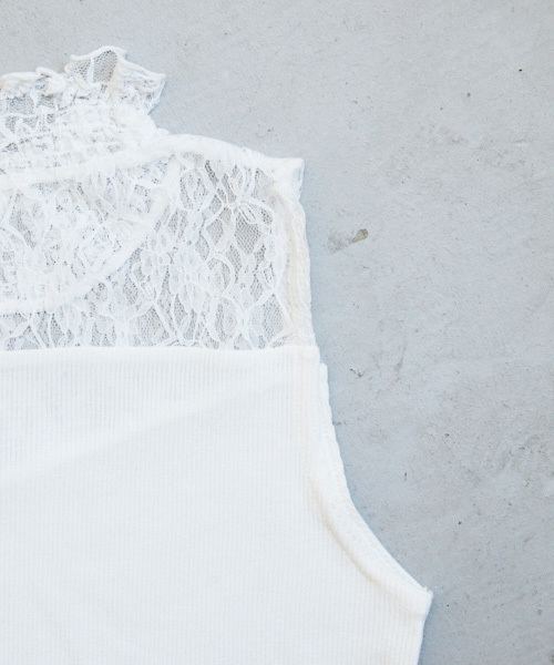 PairPair(ペアペア)の「フリルネックレース切り替えリブタンク(タンクトップ・レディース・ブラック/オフホワイト・FREE)」の21枚目の写真