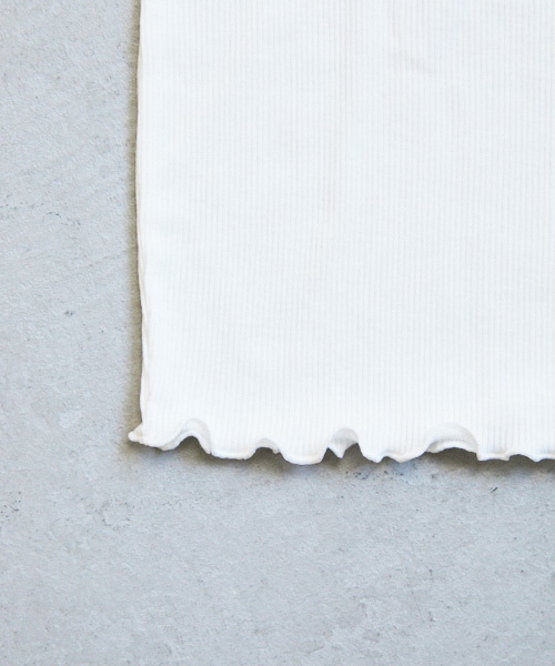 PairPair(ペアペア)の「フリルネックレース切り替えリブタンク(タンクトップ・レディース・ブラック/オフホワイト・FREE)」の22枚目の写真