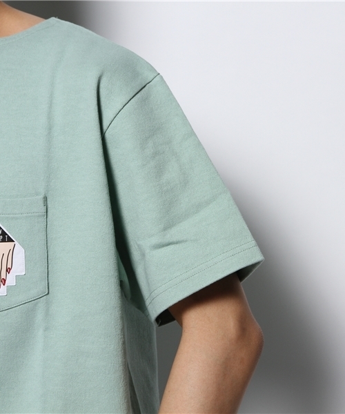 BEAMS T（ビームスティー）の「C.E / BIG HEAVY  TEE（Tシャツ/カットソー・メンズ・オレンジ/ミント・LARGE/MEDIUM/SMALL）」の11枚目の写真