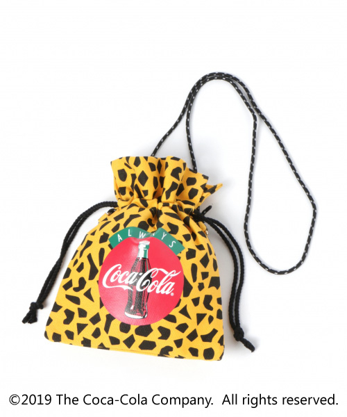 GLOBAL WORK（グローバルワーク）の「「コカ・コーラ」キンチャク/833325（ハンドバッグ・レディース・オフホワイト/ブラック/その他1/イエロー・FREE）」の4枚目の写真