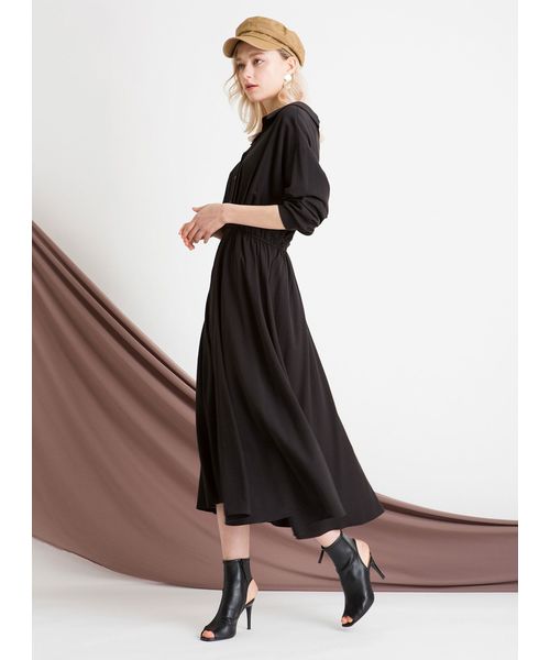 MIELI INVARIANT（ミエリインヴァリアント）の「シャツギャザードレス（ワンピース・レディース・ホワイト/ブラック/ベージュ・FREE）」の17枚目の写真