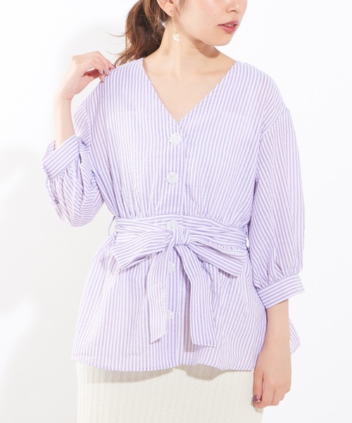 natural couture(ナチュラルクチュール)の「べっ甲調釦ウエストマークブラウス(シャツ/ブラウス・レディース・アイボリー/スミクロ/パープル系その他/ネイビー・FREE)」の16枚目の写真