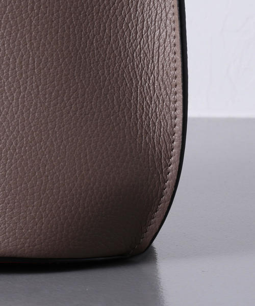 the dilettante(ザ・ディレッタント)の「<the dilettante(ディレッタント)>2WAY BUCKET ショルダーバッグ†(ショルダーバッグ・レディース・グレー・FREE)」の11枚目の写真