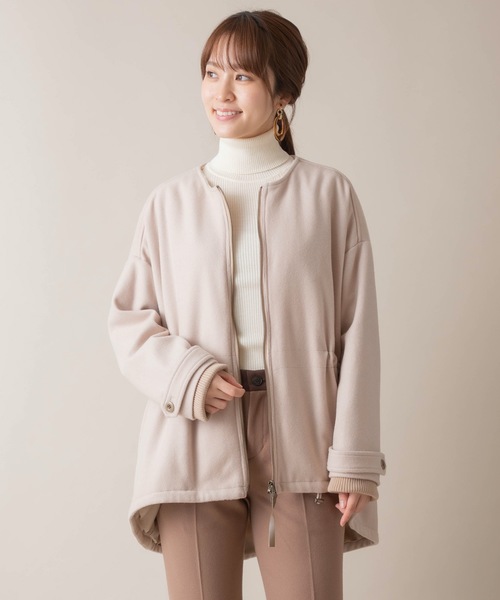 miniyu（ミニュウ）の「La SRIC/リムーバブルフードコート（その他アウター・レディース・ベージュ/Navy・38）」の2枚目の写真