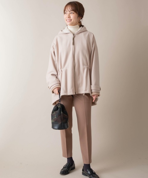 miniyu（ミニュウ）の「La SRIC/リムーバブルフードコート（その他アウター・レディース・ベージュ/Navy・38）」の3枚目の写真