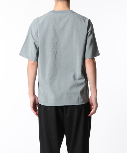 ADAM ET ROPE'(アダムエロペ)の「【EVALET】クルーネックTシャツ/吸汗・速乾(Tシャツ/カットソー・メンズ・ライトグリーン/ベージュ系その他/チャコールグレー・M/L)」の8枚目の写真