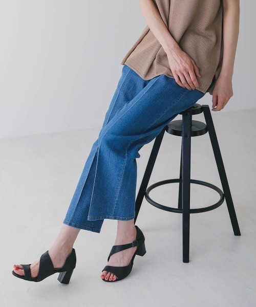 Bou Jeloud（ブージュルード）の「オールストレッチセンタープレスデニムパンツ（デニムパンツ・レディース・ブルー/インディゴブルー/ナチュラル・38/36）」の7枚目の写真