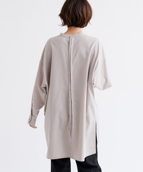 DouDou（ドゥドゥ）の「バックボタン切替シャツ（シャツ/ブラウス・レディース・チャコールグレー/ベージュ/ライトオリーブ・FREE）」の16枚目の写真