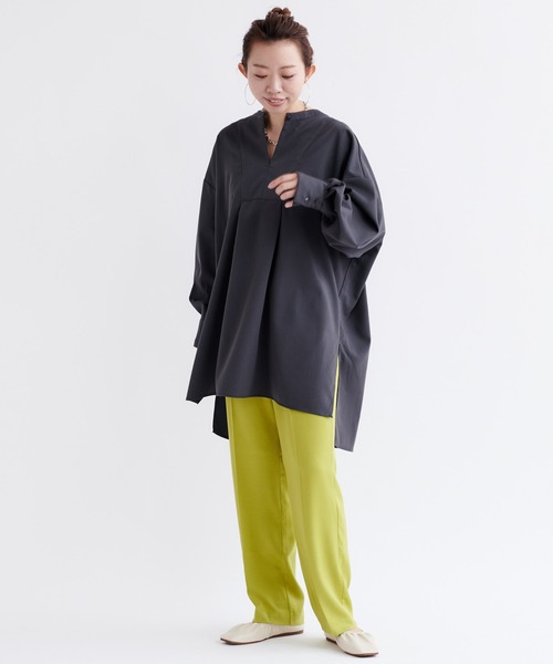 DouDou（ドゥドゥ）の「バックボタン切替シャツ（シャツ/ブラウス・レディース・チャコールグレー/ベージュ/ライトオリーブ・FREE）」の11枚目の写真