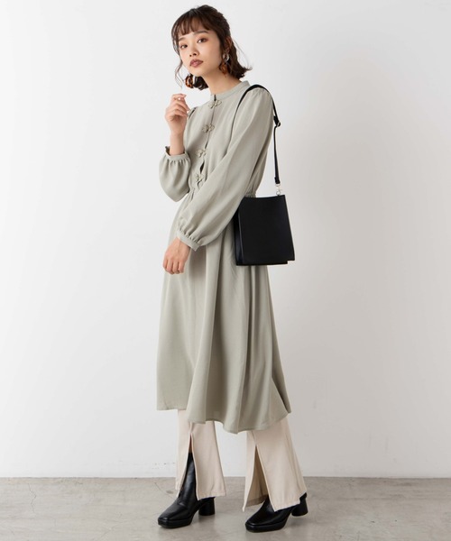WEGO（ウィゴー）の「WEGO/チャイナロングワンピース（ワンピース・レディース・アイボリー/グリーン/ブラック・FREE）」の4枚目の写真