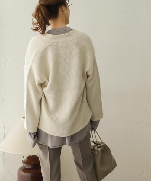 URBAN RESEARCH DOORS（アーバンリサーチドアーズ）の「ローゲージアウトポケットカーデ（カーディガン/ボレロ・レディース・アイボリー/ブルー/モカ・ONE）」の6枚目の写真