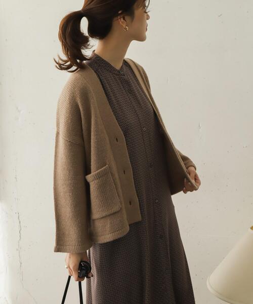 URBAN RESEARCH DOORS（アーバンリサーチドアーズ）の「ローゲージアウトポケットカーデ（カーディガン/ボレロ・レディース・アイボリー/ブルー/モカ・ONE）」の11枚目の写真