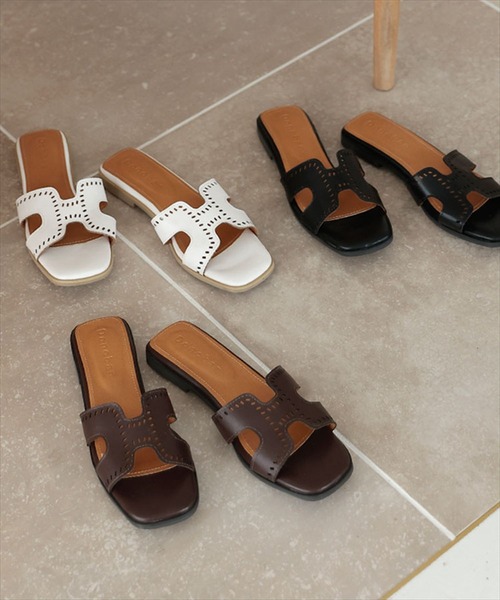 DONOBAN(ドノバン)の「Hカットサンダル(サンダル・レディース・ダークブラウン/ホワイト/ブラック・22.5cm/23.0cm/24.0cm/23.5cm)」の4枚目の写真