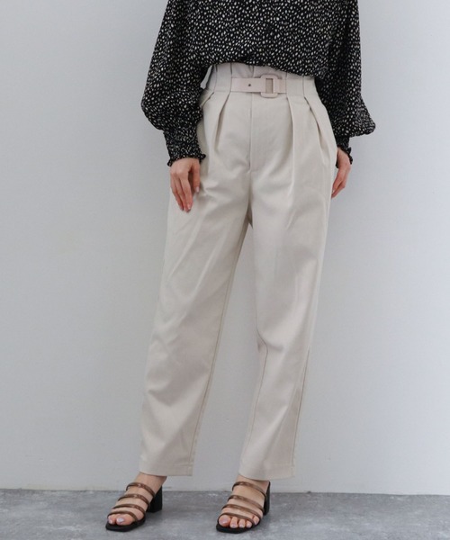archives（アルシーヴ）の「ベルトアクセント２タックパンツ（その他パンツ・レディース・グリーン/アイボリー/モカ・MEDIUM）」の10枚目の写真