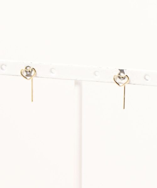 Fun & Daily（ファンアンドデイリー）の「F&D : スモールハートラインピアス（ピアス（両耳用）・レディース・シルバー/ゴールド・FREE）」の4枚目の写真