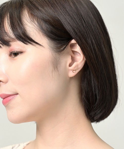 Fun & Daily（ファンアンドデイリー）の「F&D : スモールハートラインピアス（ピアス（両耳用）・レディース・シルバー/ゴールド・FREE）」の8枚目の写真