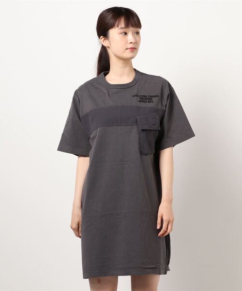 AVIREX（アヴィレックス）の「AVIREX/アヴィレックス/L-S/S FADE WASH POCK（ワンピース・レディース・オレンジ/オリーブ/オフホワイト/チャコール・FREE）」の3枚目の写真