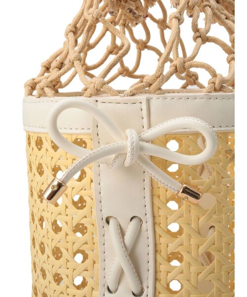 MERCURYDUO（マーキュリーデュオ）の「サイドレースアップマクラメ編みバッグ（ハンドバッグ・レディース・アイボリー/カーキ・FREE）」の10枚目の写真
