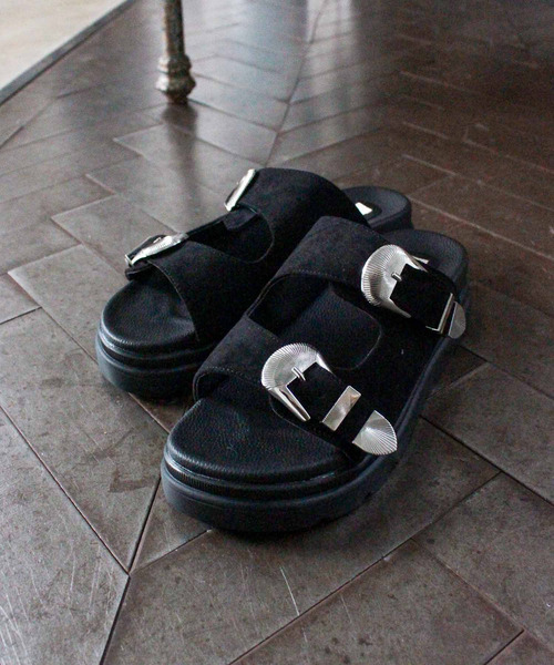 Three Four Time（ｽﾘｰﾌｫｰﾀｲﾑ）の「ウエスタンサンダル（サンダル・レディース・ベージュ/ブラック・L/M）」の2枚目の写真