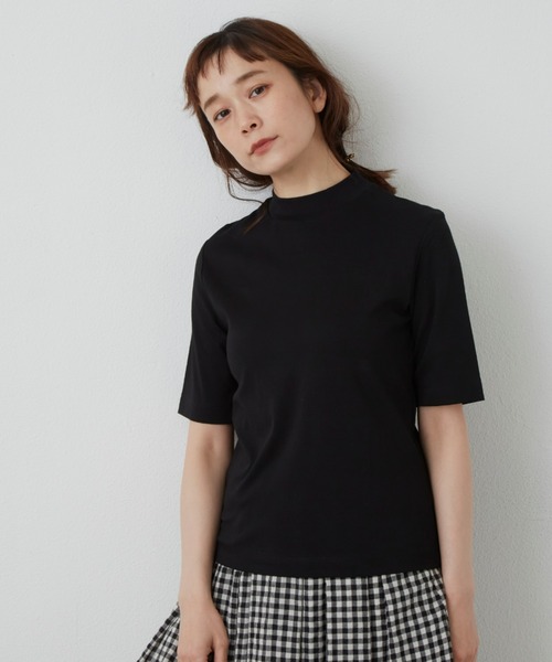 Libra Cue(リブラ キュー)の「ボトルネックプルオーバー(Tシャツ/カットソー・レディース・ベージュ/ブラック/ネイビー・FREE)」の4枚目の写真