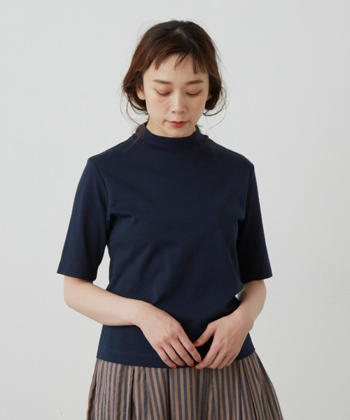 Libra Cue(リブラ キュー)の「ボトルネックプルオーバー(Tシャツ/カットソー・レディース・ベージュ/ブラック/ネイビー・FREE)」の17枚目の写真