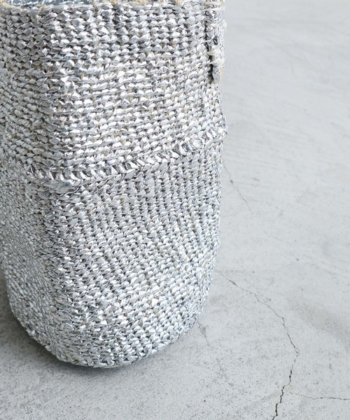 note et silence (ノートエシロンス)の「サイザルバッグ ワンハンドル ビン型(ハンドバッグ・レディース・シルバー・FREE)」の5枚目の写真