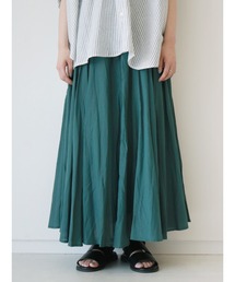 サーキュラースカート